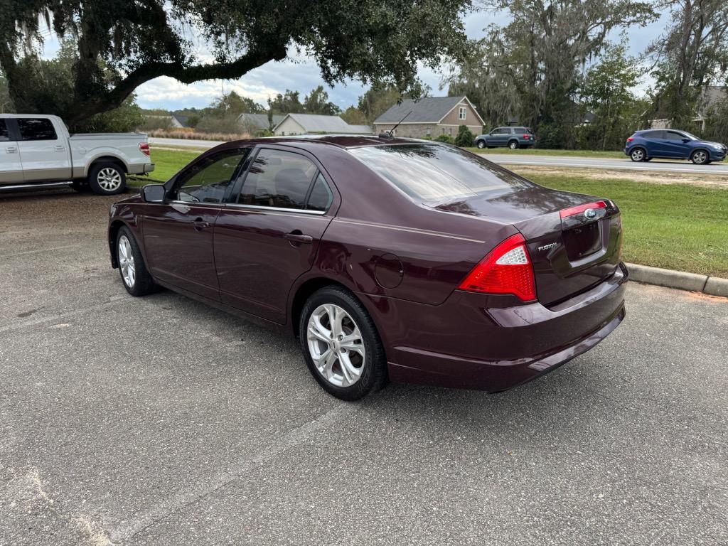 2012 Ford Fusion SE photo 5