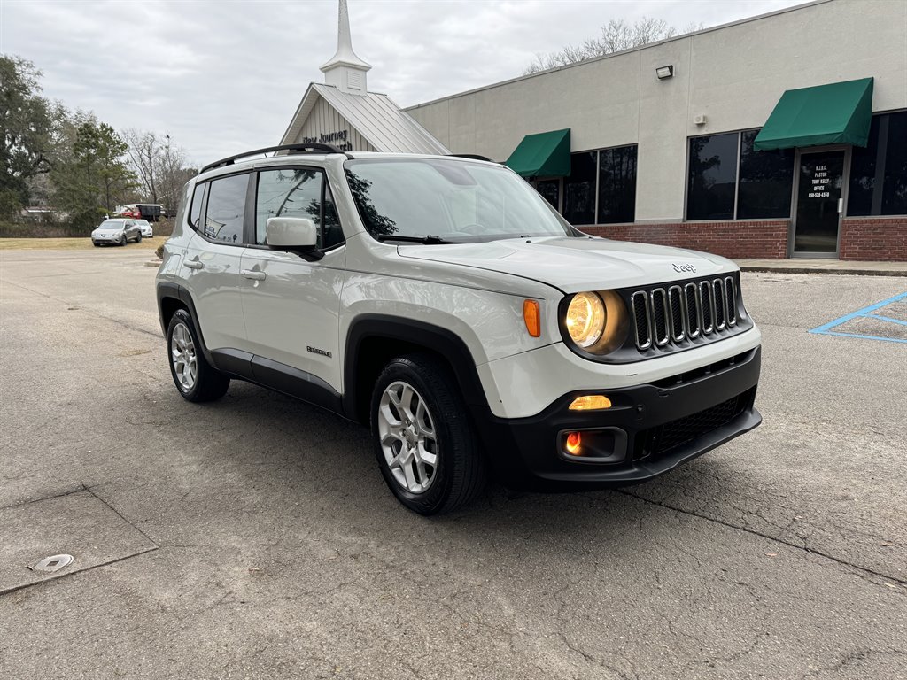 2016 Jeep Renegade Latitude photo 3