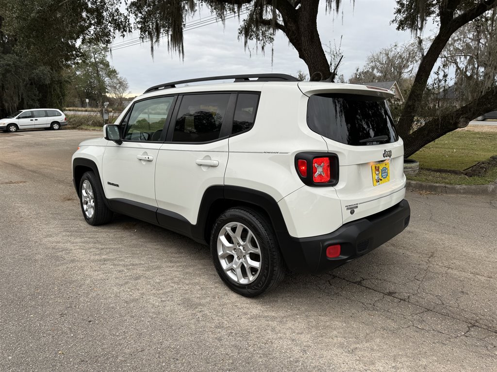 2016 Jeep Renegade Latitude photo 5