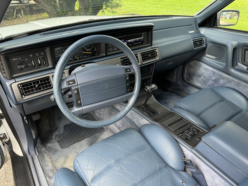 1991 Lincoln Mark VII null photo 8