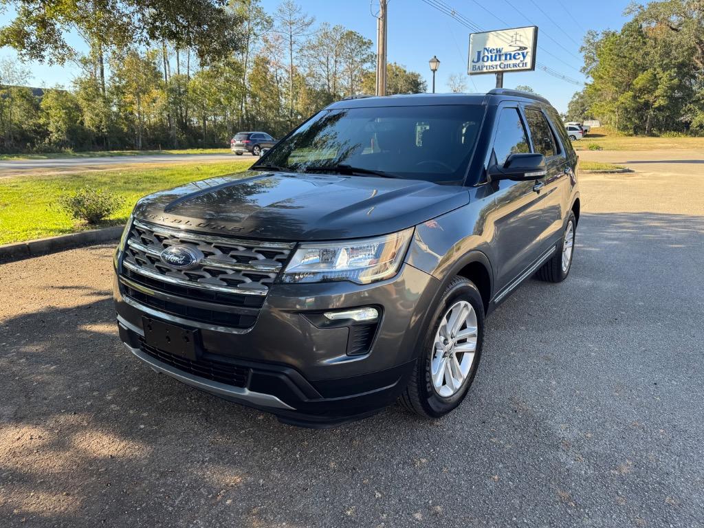 2018 Ford Explorer XLT photo 2