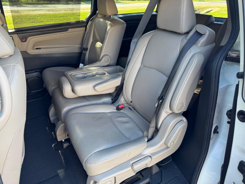 2018 Honda Odyssey EX-L photo 9