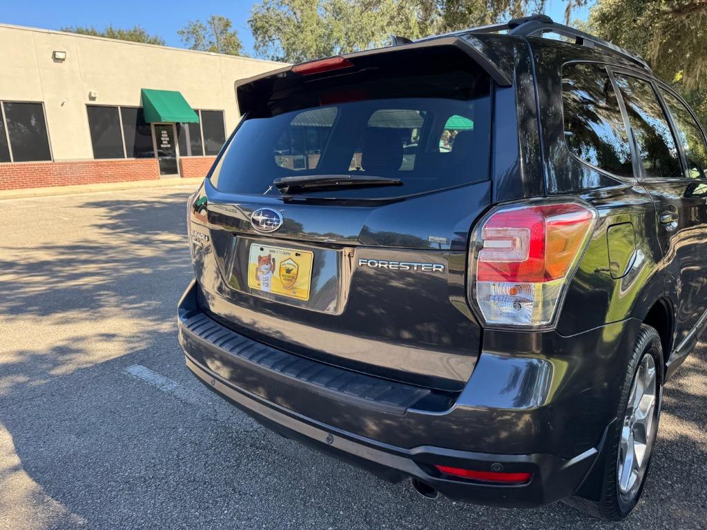 2018 Subaru Forester Touring photo 5