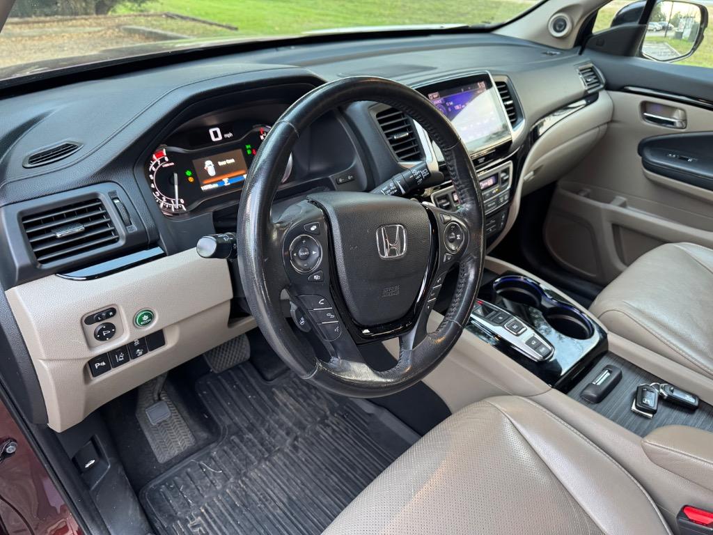 2018 Honda Pilot Elite photo 9