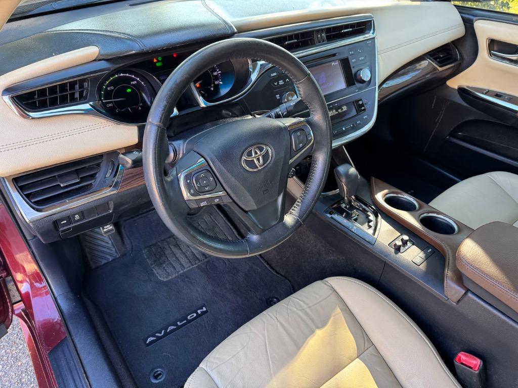 2013 Toyota Avalon XLE Premium Hybrid photo 9