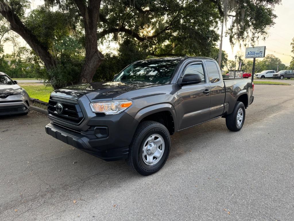 2022 Toyota Tacoma SR's photo