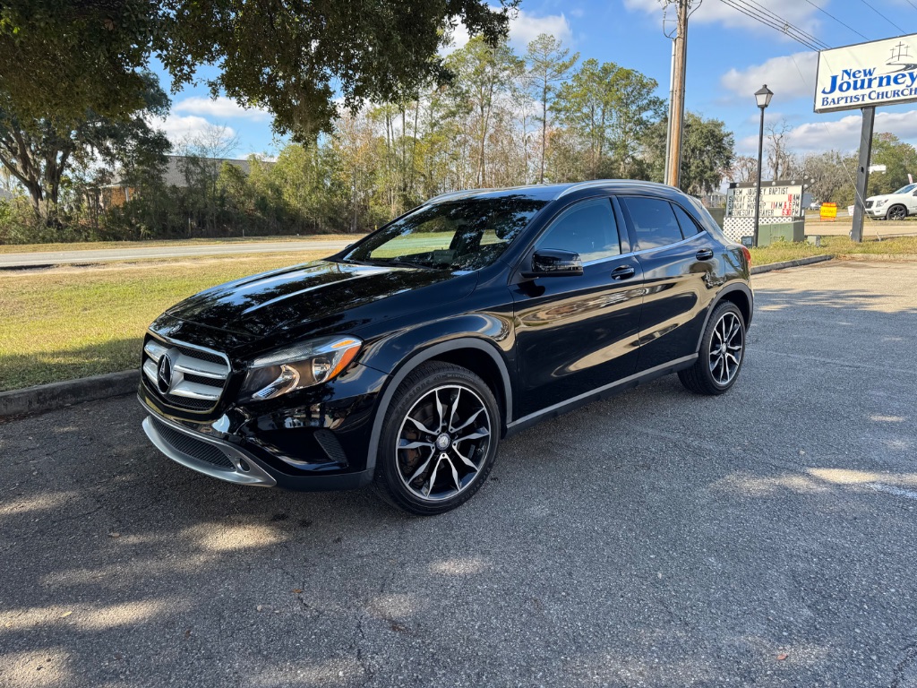 2017 Mercedes-Benz GLA-Class GLA250's photo